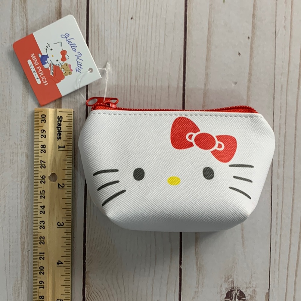 NWT Sanrio Hello Kitty Mini Pouch